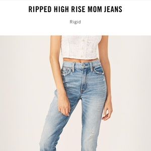 NEW A&F High Rise Mom Jeans